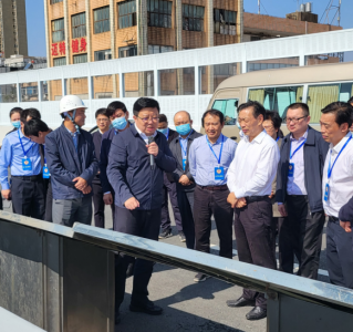 ������һ���Ӳ���ڸ߼ܶ�����Ŀ